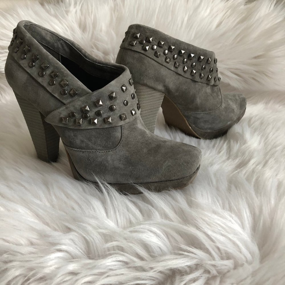 Shoes, booties - Picture 5 of 12